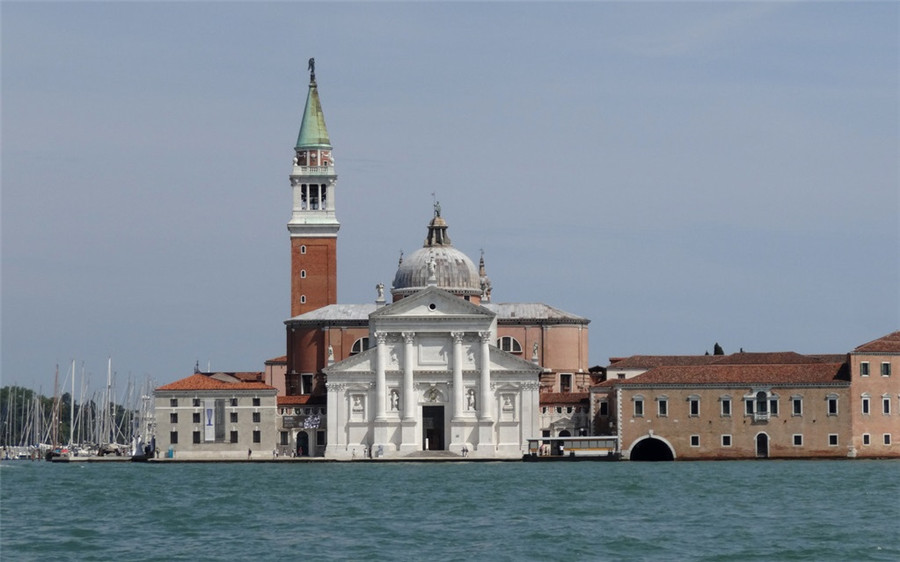 现在还是威尼斯的代表建筑之一,也是主要景点之一.