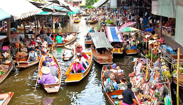 泰国曼谷水上集市_【曼谷水上市场热闹繁忙的自然条件】
